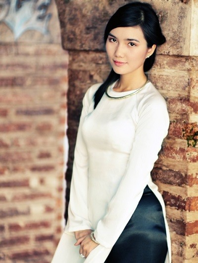 Tại cuộc thi Nét đẹp nữ sinh Ngoại giao 2012, Thúy Hằng đã đoạt giải Á khôi 1